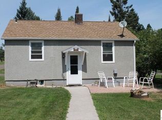 832 11th Ave, Two Harbors, MN 55616