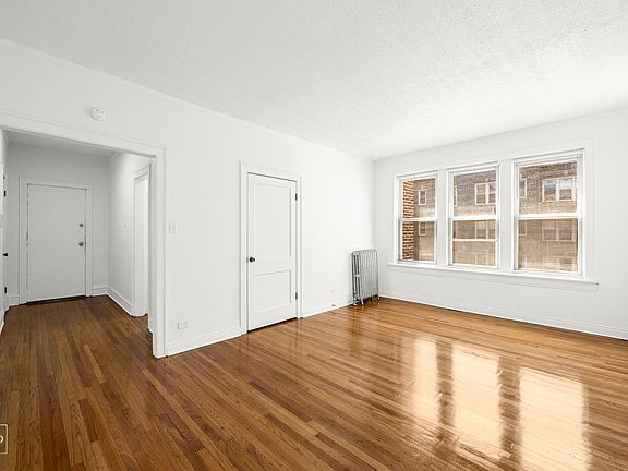5th image of 7930 S Ingleside Ave #7938-2S