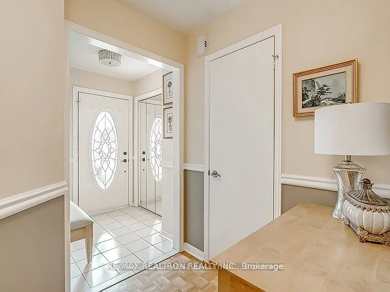 5591 Cosmic Cres — Photo 4
