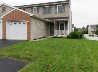 136 Lighthouse Dr #L-0009, Jonestown, PA 17038