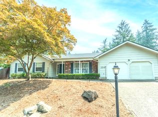 2241 Brittany St, Eugene, OR 97405