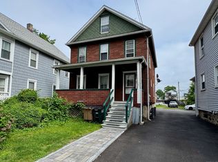 816 Pacific St #1, Stamford, CT 06902