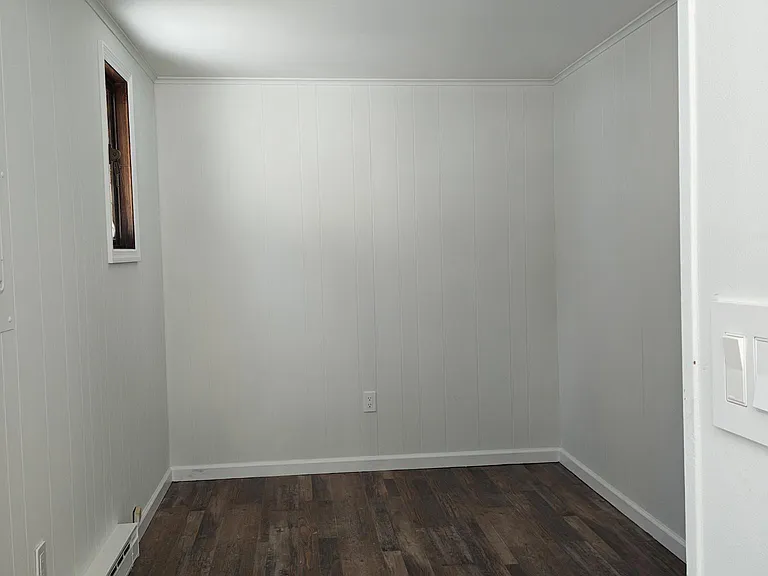 Additional space in entryway