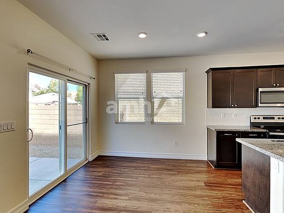 5th image of 5849 Petronius St
