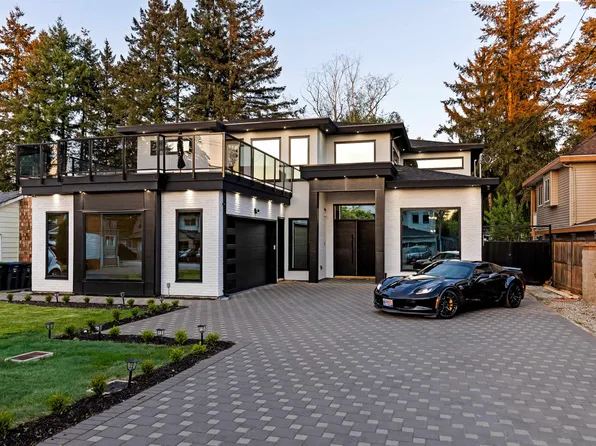 10686 141a St, Surrey, BC V3T 4R7