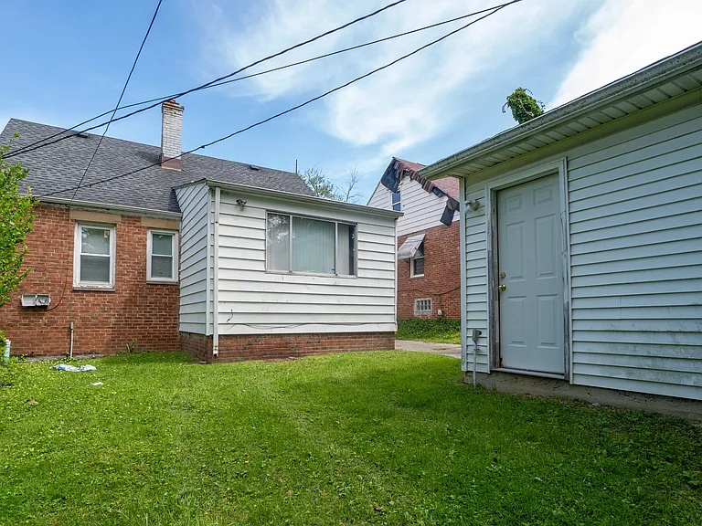 20612 Mountville Dr — Photo 17