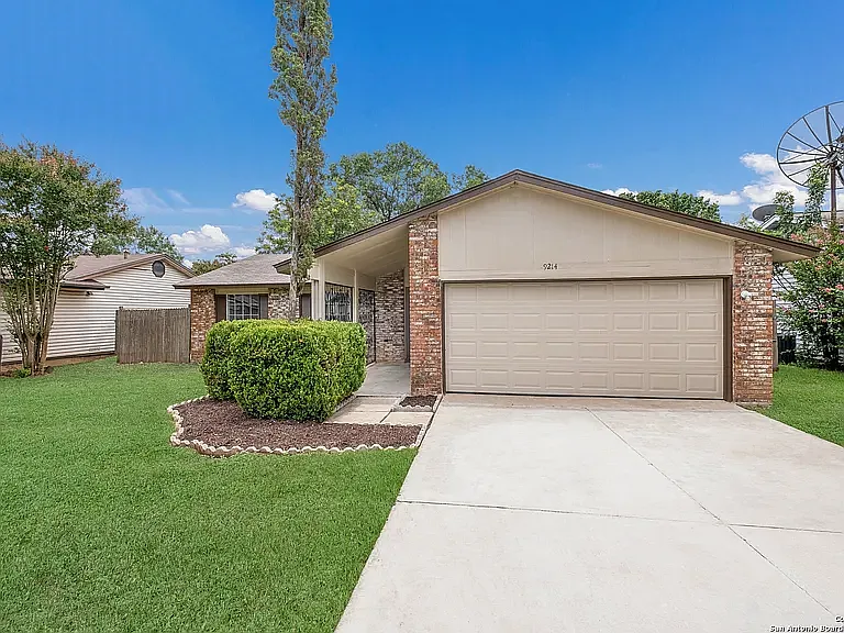 9214 Cliffvale St — Photo 4