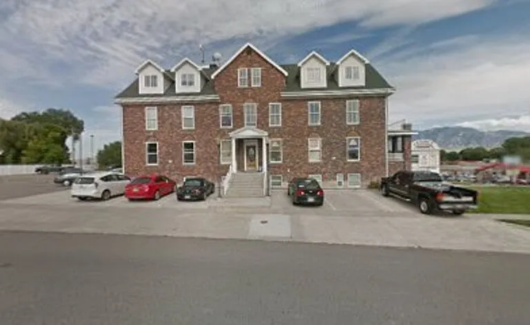 18 N 200 E #103 — Photo 1