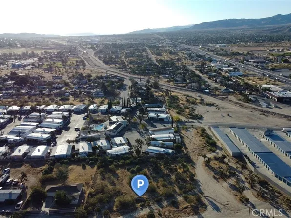 771 Scarvan Rd, Yucca Valley, CA 92284