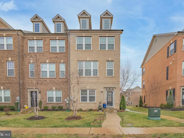 2879 Chalkstone Pl, Waldorf, MD 20601