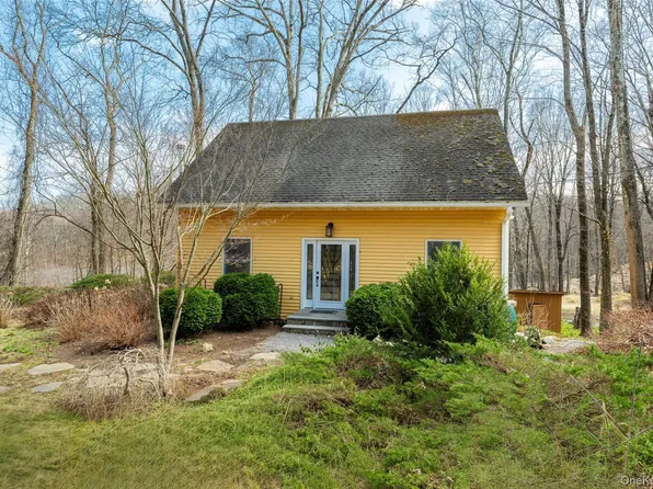 41 Chapman Road, Garrison, NY 10524