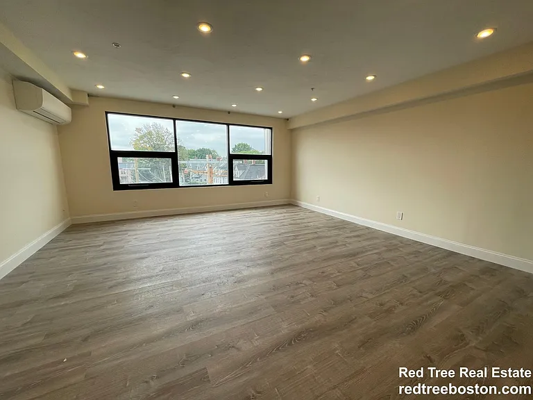 1028 Commonwealth Ave #406 — Photo 3