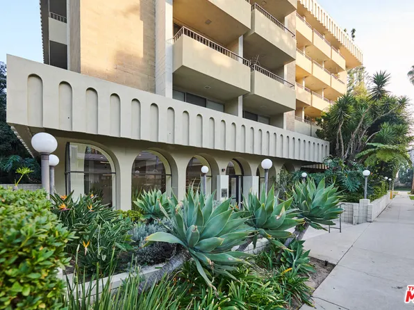 1300 Midvale Ave APT 408, Los Angeles, CA 90024