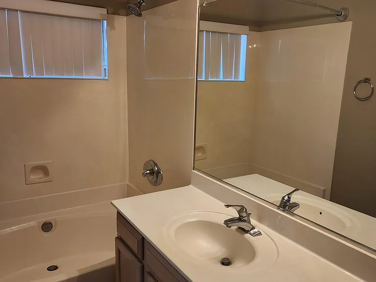11260 N 92nd St #1033 — Photo 13