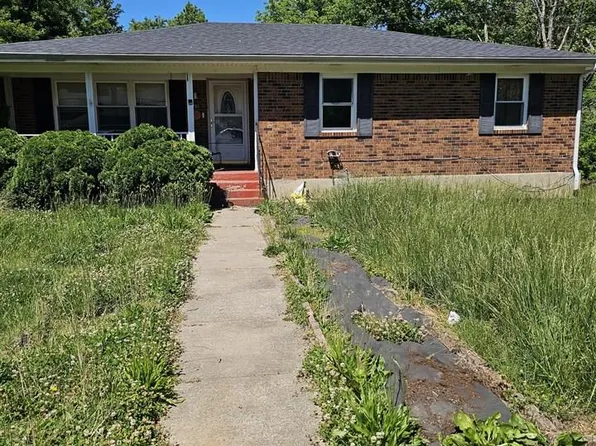 735 E Lincoln Trail Blvd, Radcliff, KY 40160