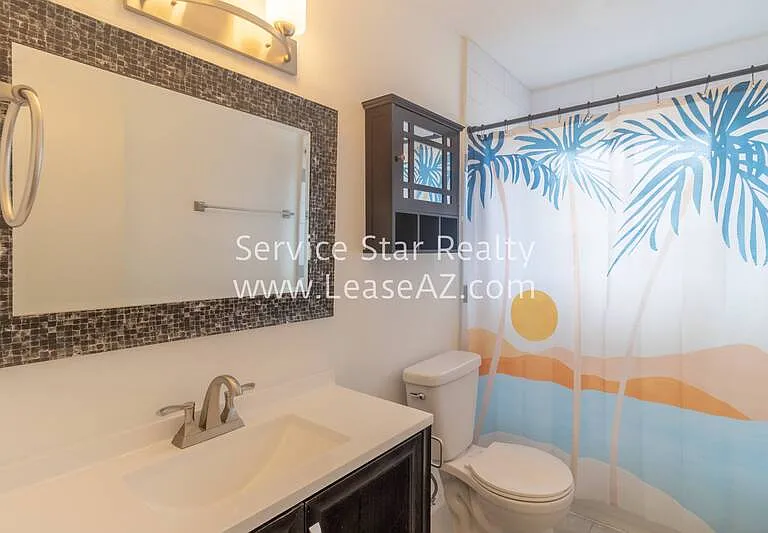 102 W Maryland Ave #D2 — Photo 9