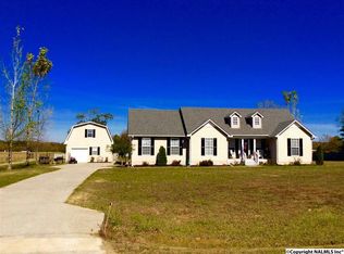 642 S Cedar Cove Rd, Hartselle, AL 35640