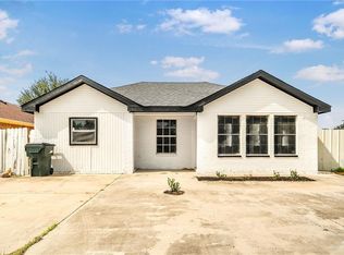 825 Rancho Escondido, La Joya, TX 78560