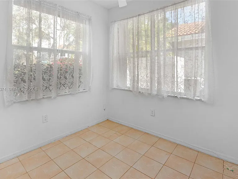 1521 Seagrape Way #1521 — Photo 11
