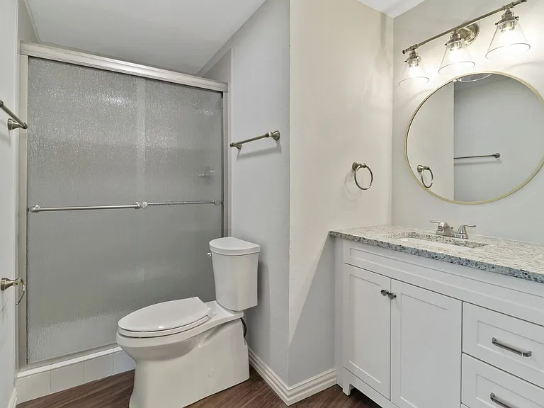 3557 Winston Rd — Photo 23