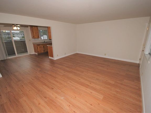 2nd image of 2186 Carlmont Dr APT 3