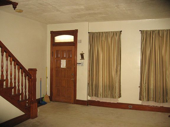 Living Roon