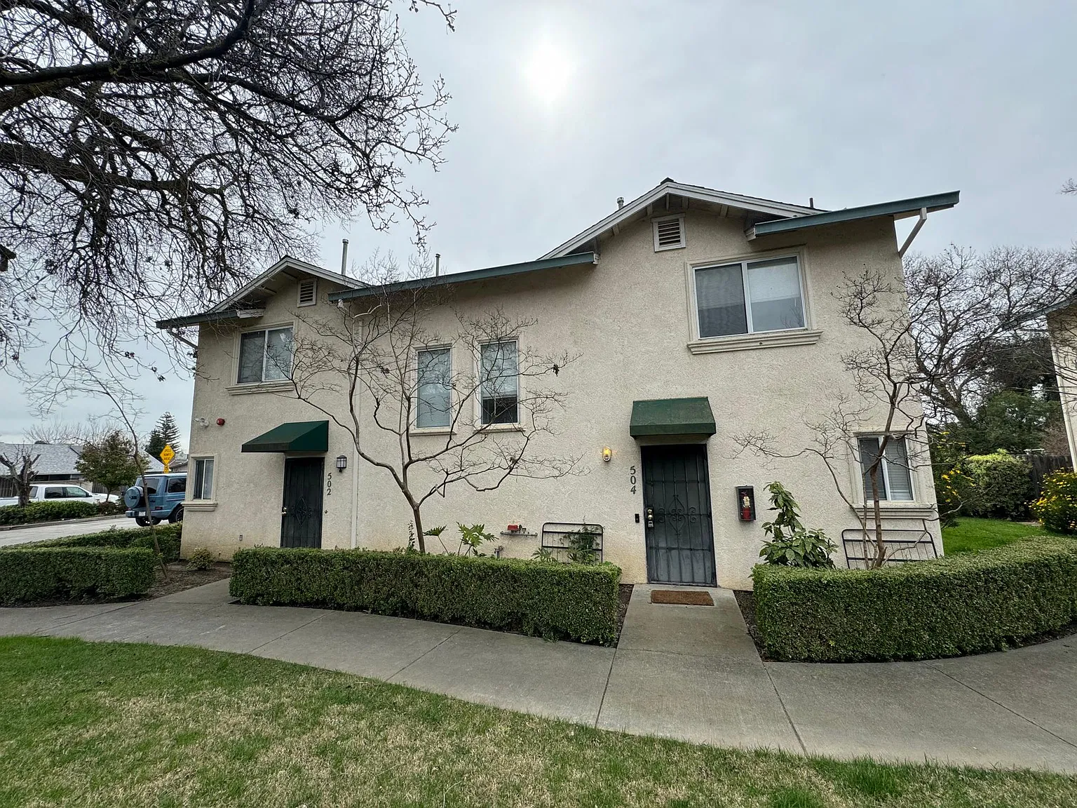 2 bed, 1.5 bath, 1115 sqft, $2,300 — Photo 1