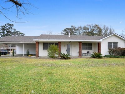 1300 Range Ave, Denham Springs, LA, 70726
