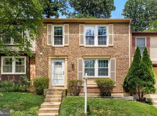 7313 Golden Horseshoe Ct, Springfield, VA 22153