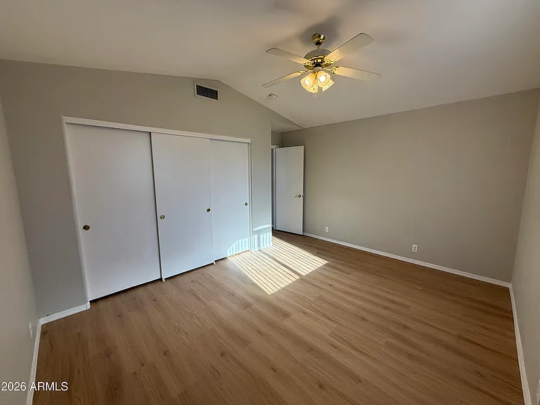 1253 N Spire Ct — Photo 32