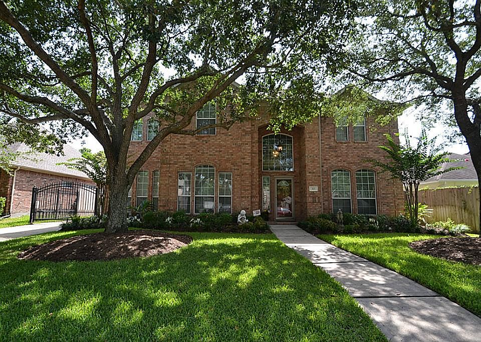 1st image of 315 Jewel Park Ln