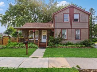 614 N Ash St, Waukegan, IL