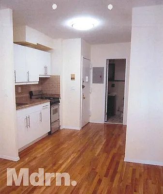 Rented by Mdrn Residential | media 5