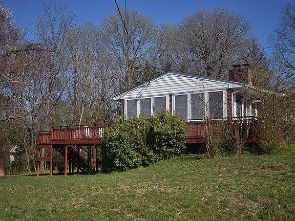 4th image of 112 Walton Dr