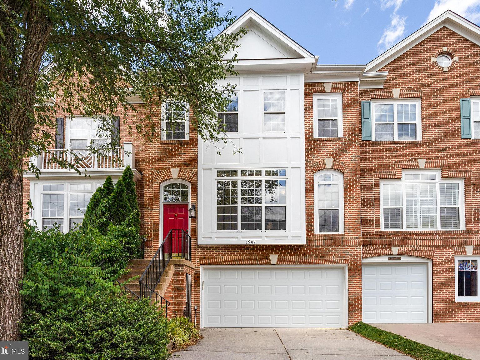 1982 Logan Manor Dr, Reston, VA 20190 Zillow