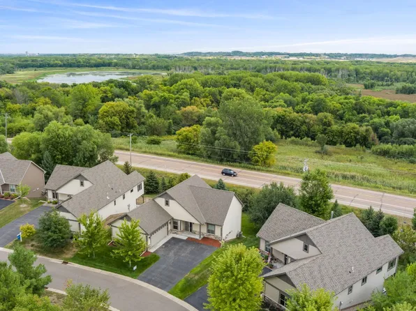 119 Highland Dr, Carver, MN 55315