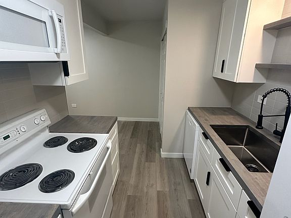 3rd image of 4569 S Lowell Blvd APT A