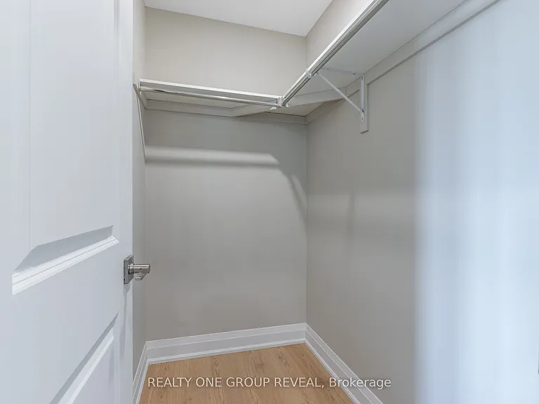 223 Grenfell St #2 — Photo 16