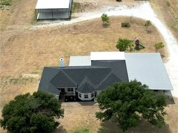 1371 Mynar Rd, West, TX 76691