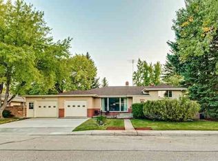 3684 Dover Rd, Cheyenne, WY 82001