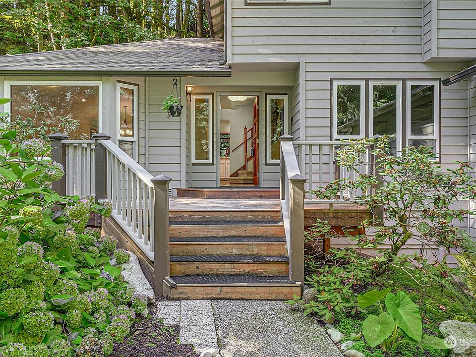 1st image of 16311 170th Avenue NE