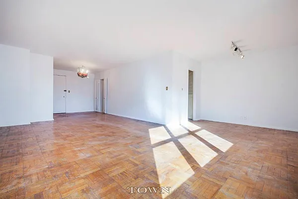 Sold by Town Residential | media 2