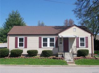 130 Water St, Saint Charles, MO 63301