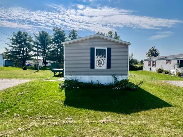 10 Boutin Boulevard, Sabattus, ME 04280