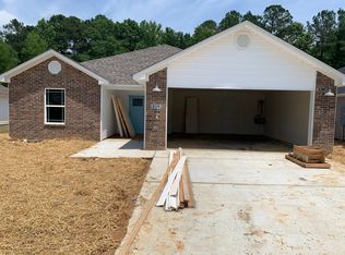 208 Pope Dr, Benton, AR 72015