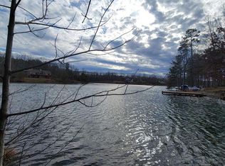 18 Raven Cliff Rd, Graysville, TN 37338