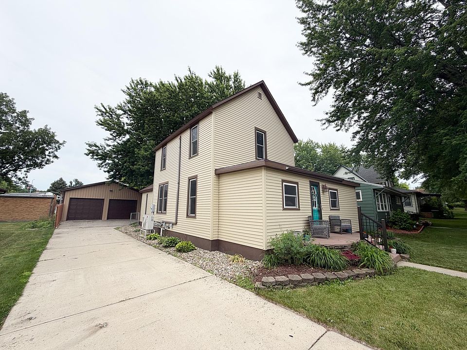 1st image of 304 Louisiana Ave