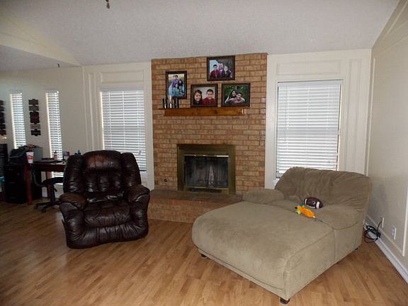4th image of 8601 Harvard Ave