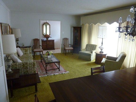 5th image of 9407 Brentgate Dr