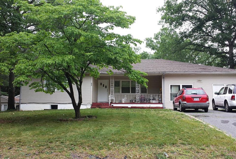 1st image of 60 Seminole Dr
